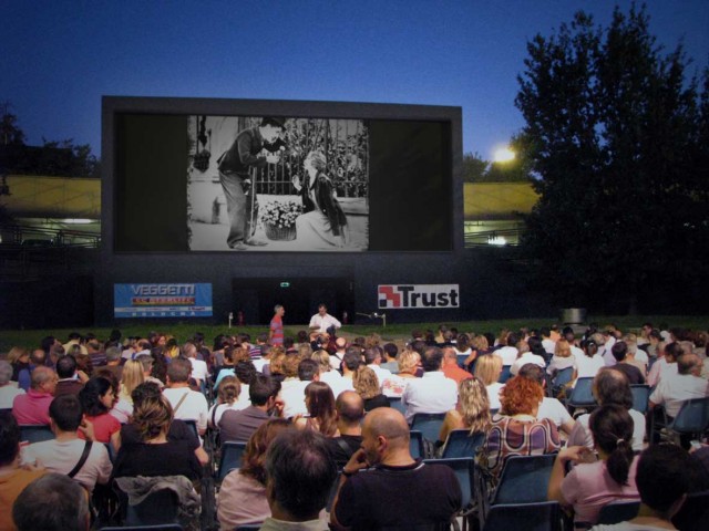 Cinema Gran Reno_Luci della città_rid